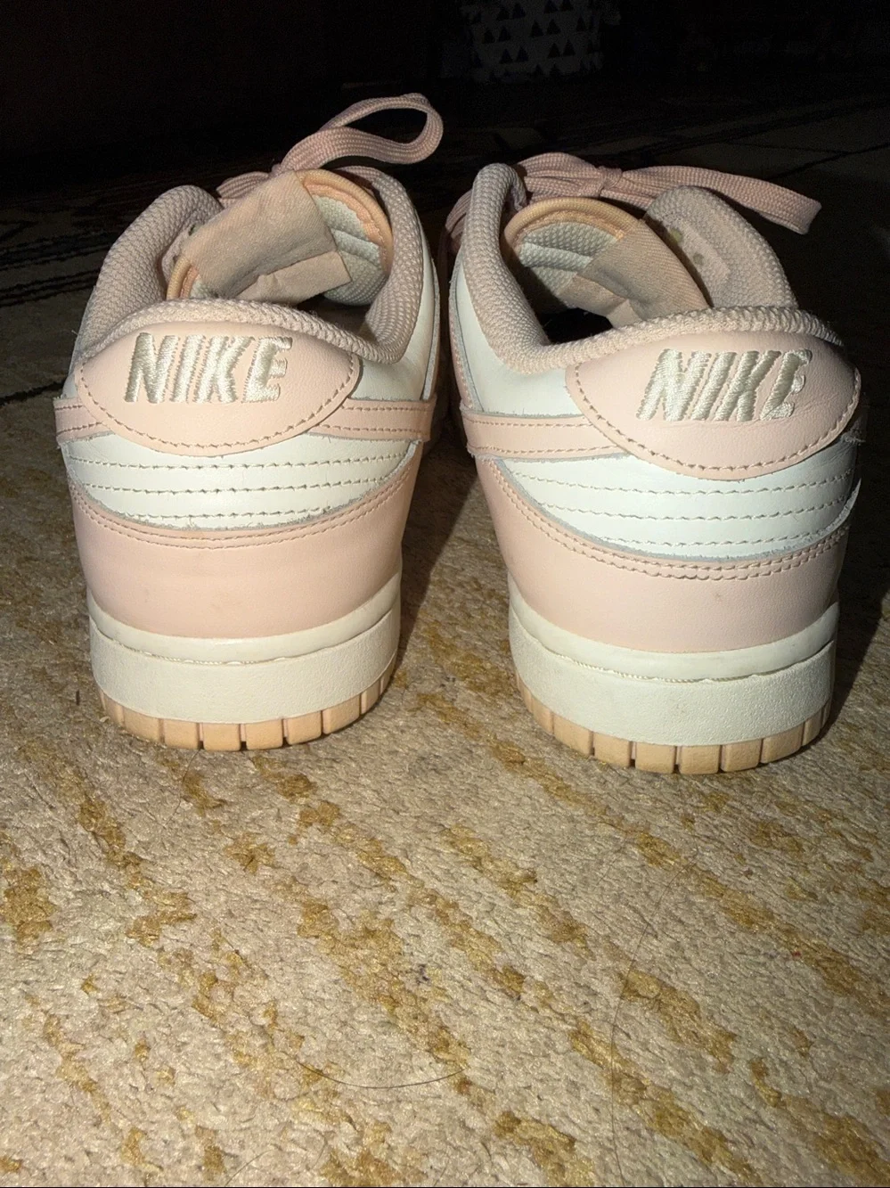 UNISEX NIKE DUNK LOW SNEAKERS